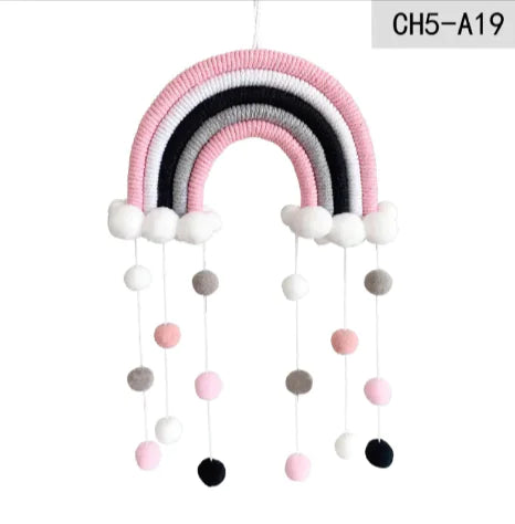 Hiasan Gantung Pelangi Tenunan